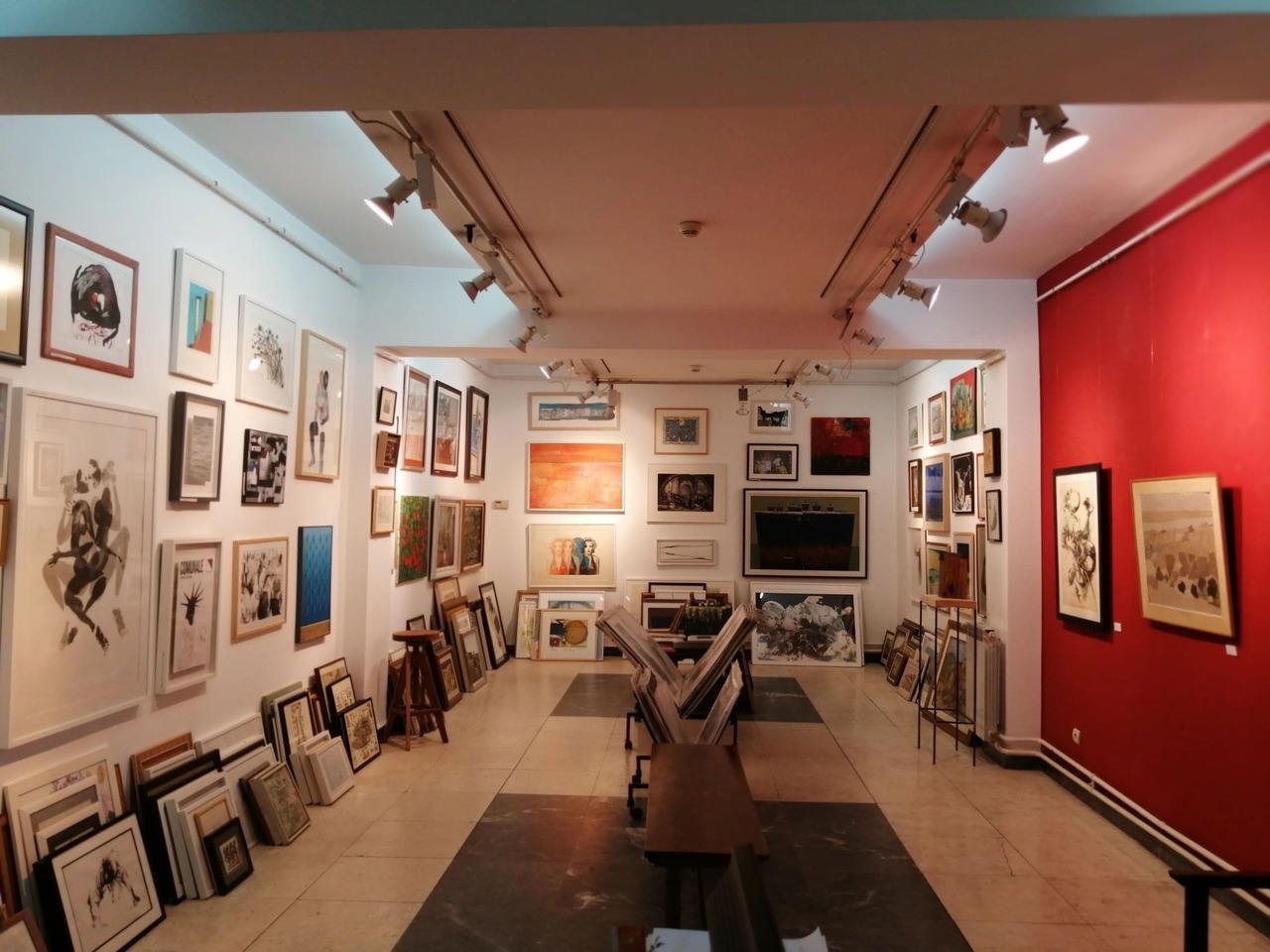 Sales Art Gallery Beograd - Indoor - Belgrade Card